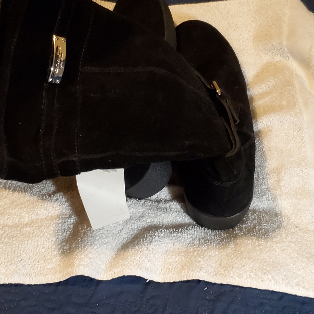COACH mid calf suede boots - Picture 2 of 3
